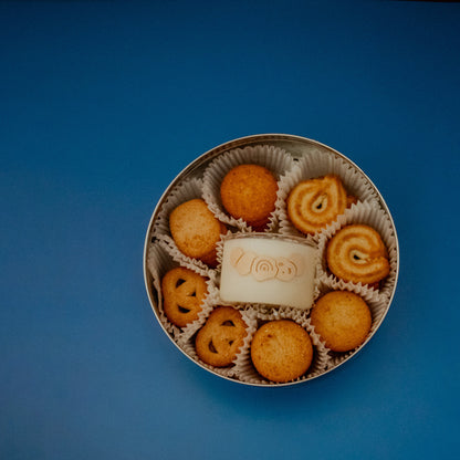 COOKIE TIN